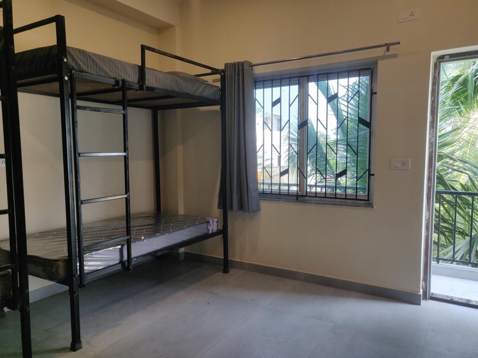 Tavasmi Puri Quarto foto
